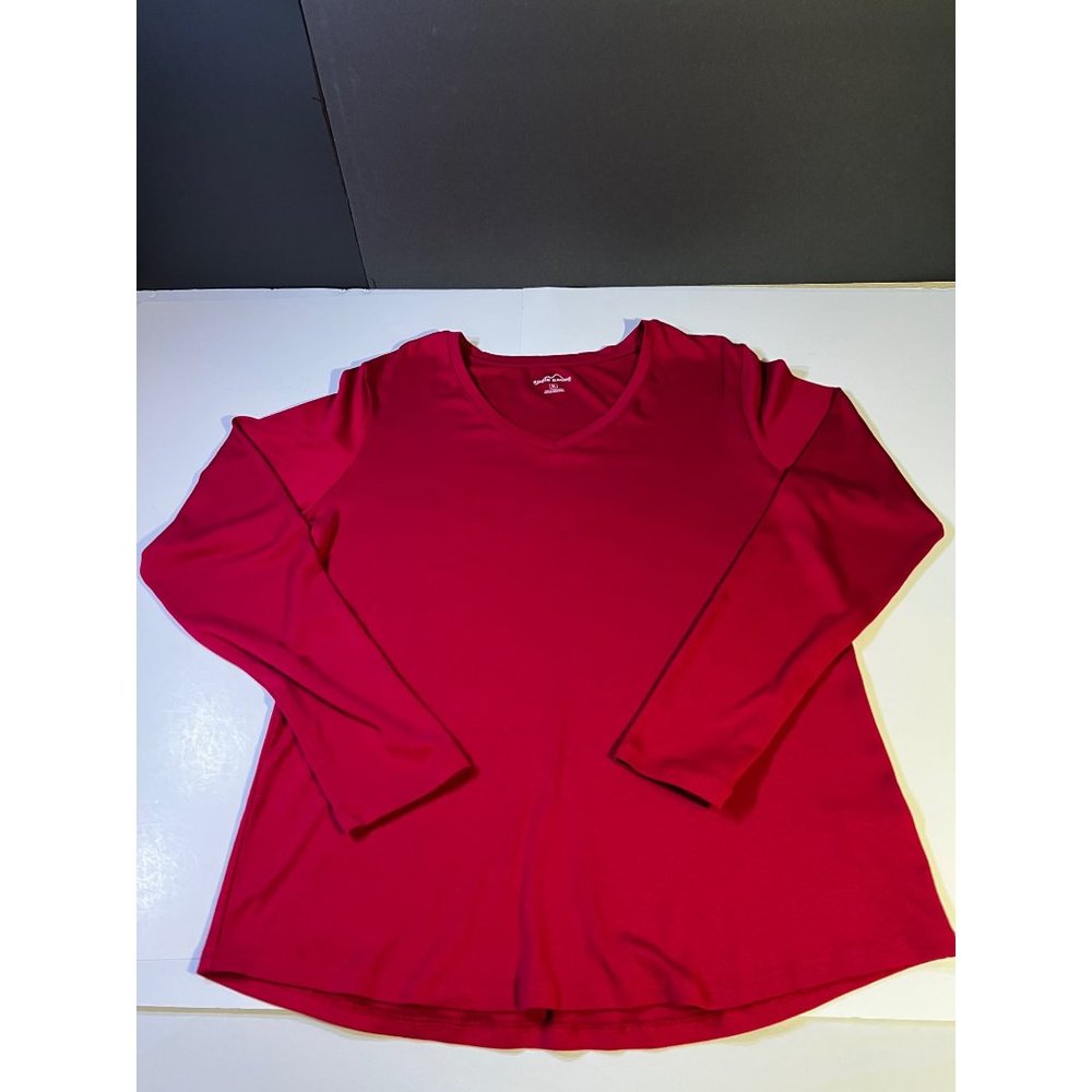 Women’s Eddie Bauer Pullover VNeck Long Sleeve Red